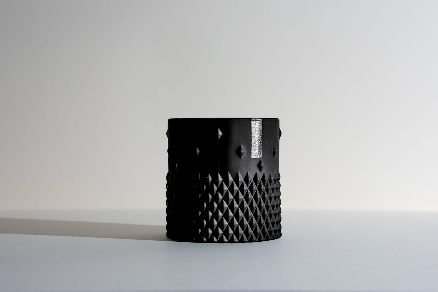 DISCOVER THE ART OF CANDLE RECYCLING AND REPURPOSING!