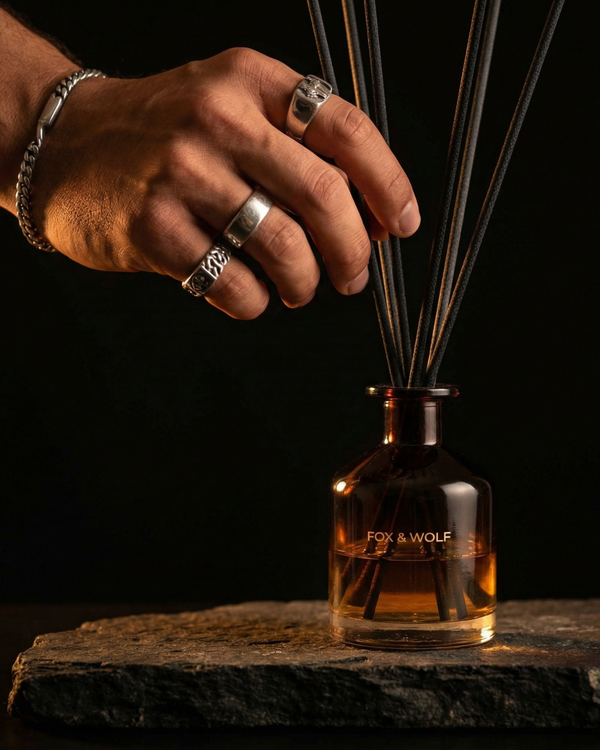 REED DIFFUSER VS CANDLE VS WAX MELT: THE COMPLETE GUIDE